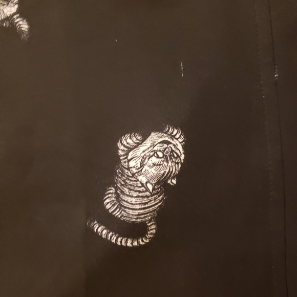 Alice through the Looking Glass Black Mini Skirt with White Cat Print Back Zipp - Picture 2 of 8